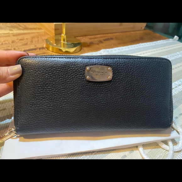 Michael Kors - Picture 9 of 9